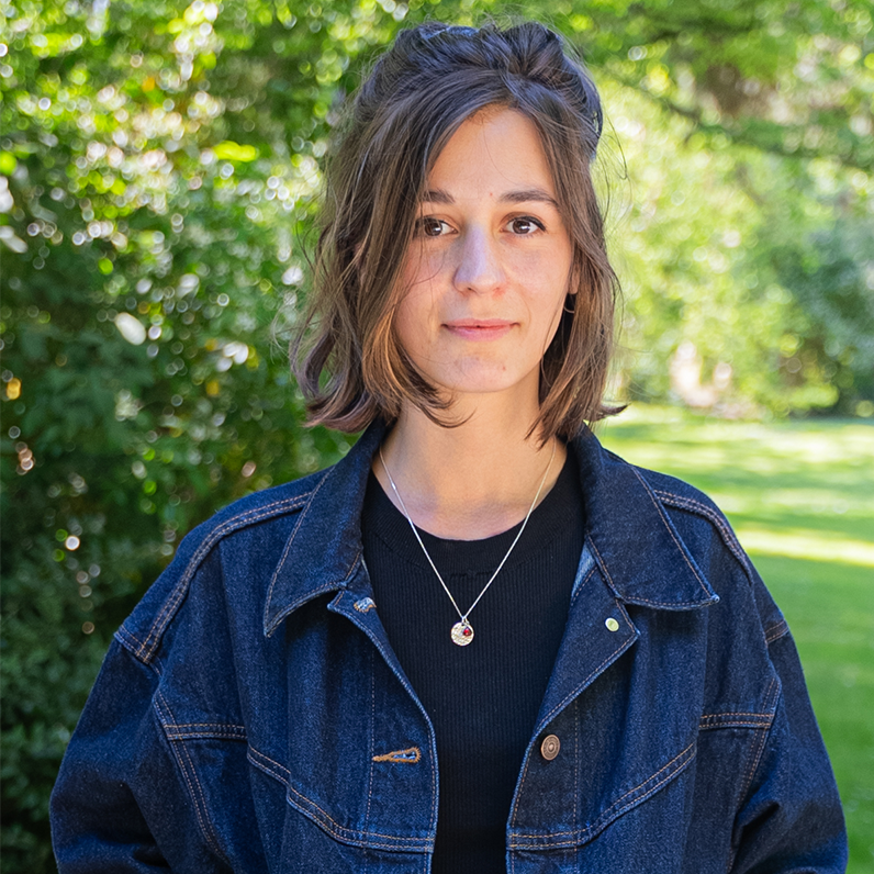 Responsable de l'École de mode et de couture